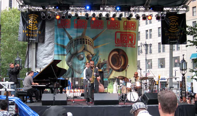 RoyHaynes_J&Rmusicfest2006_1362