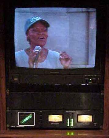 dionnewarwick683s